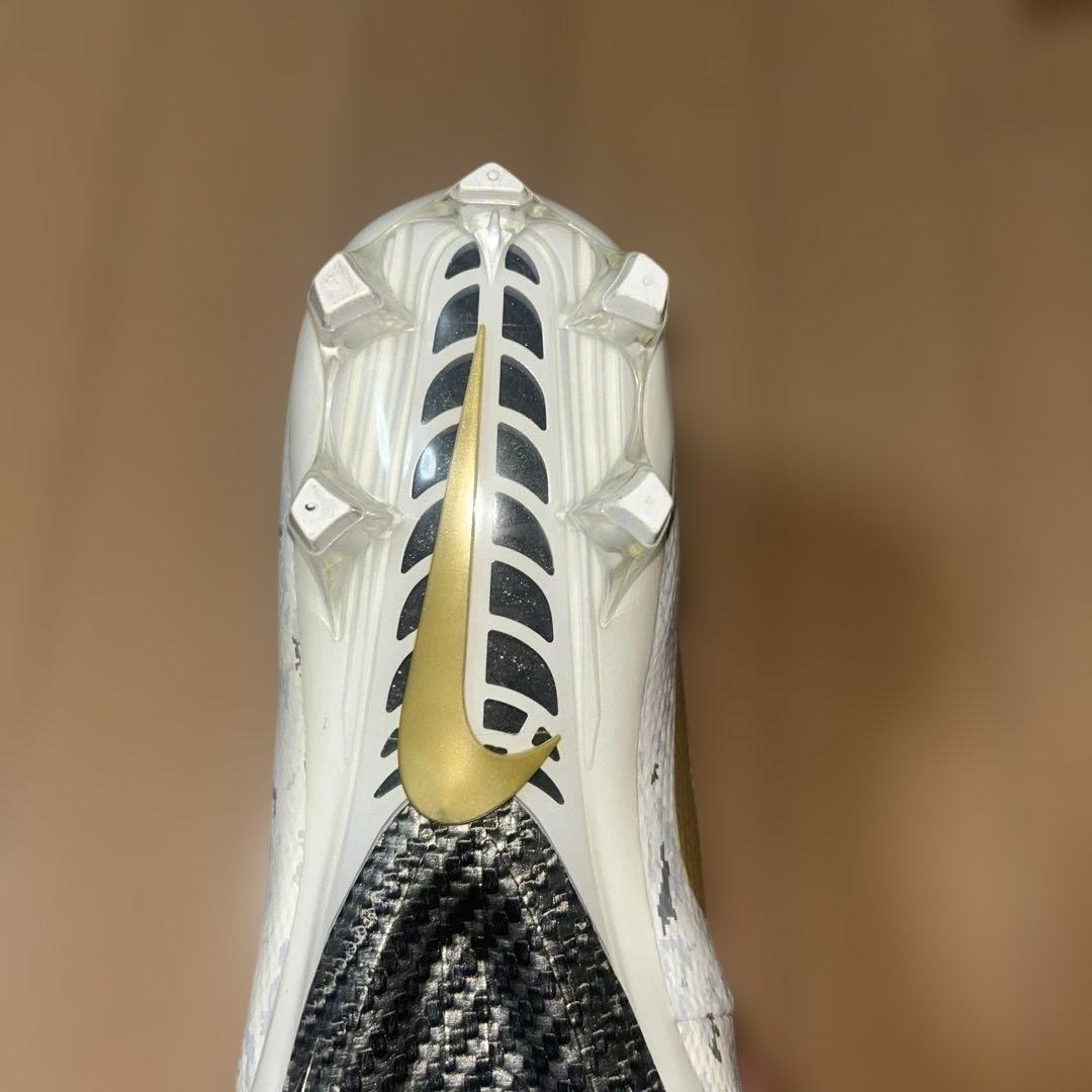 ナイキアメフトスパイク