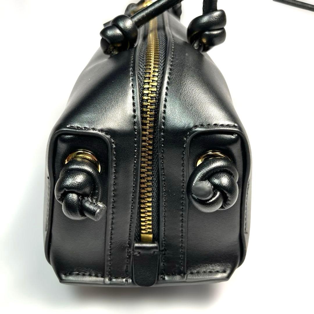 ROPE ロペ　ショルダーバッグ　ハンドバッグ　肩掛け　ブラック　レザー