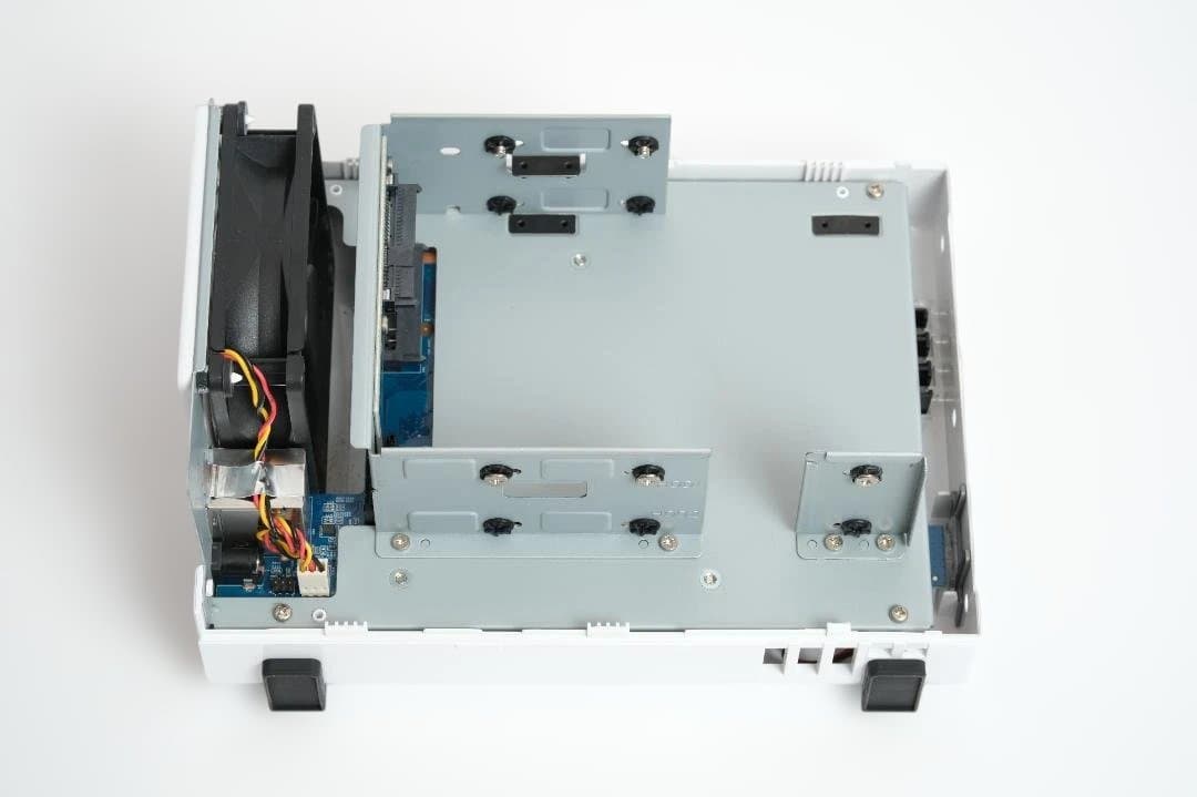 Synology NASキット 2ベイ DS223j/G 箱無し