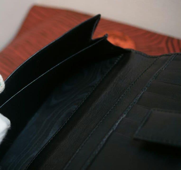 GUCCI グッチ GGキャンバス 二つ折り財布 ブラック インターロッキングG