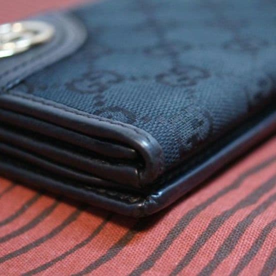 GUCCI グッチ GGキャンバス 二つ折り財布 ブラック インターロッキングG