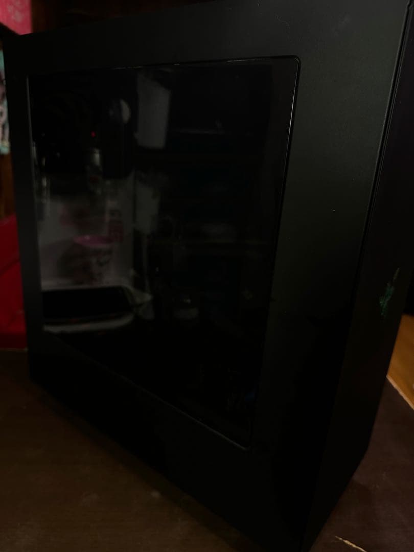 本当の最終値下げRazer ブラック PCケース アクリルウィンドウ