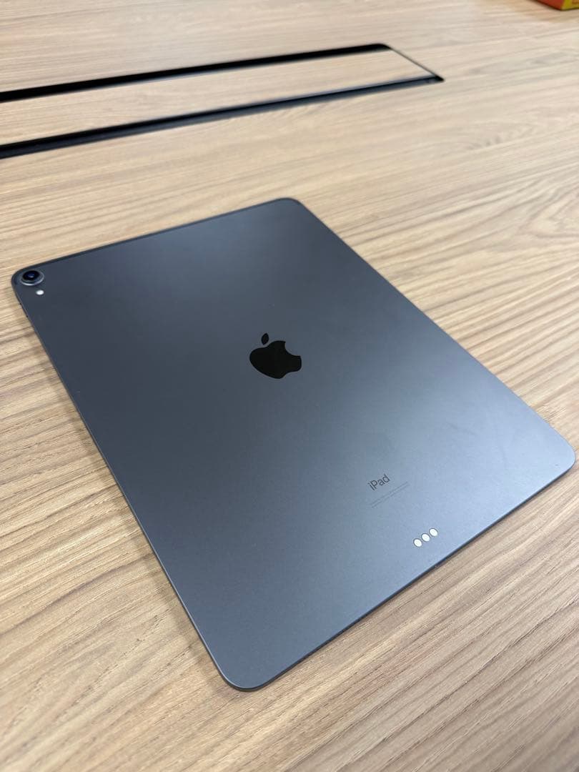 iPad Pro 12.9インチ256GB（第3世代）