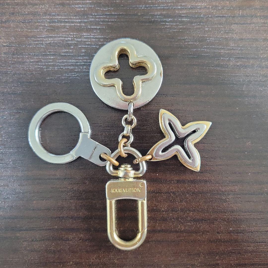 LOUIS VUITTON モノグラム・フラワー キーホルダー