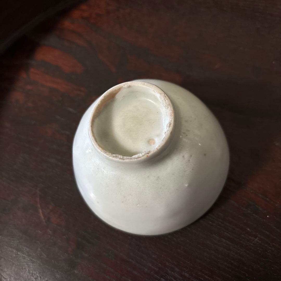 李朝盃　白磁　堅手　ぐい呑み　骨董　アンティーク.古美術.骨董.酒器.韓国骨董.