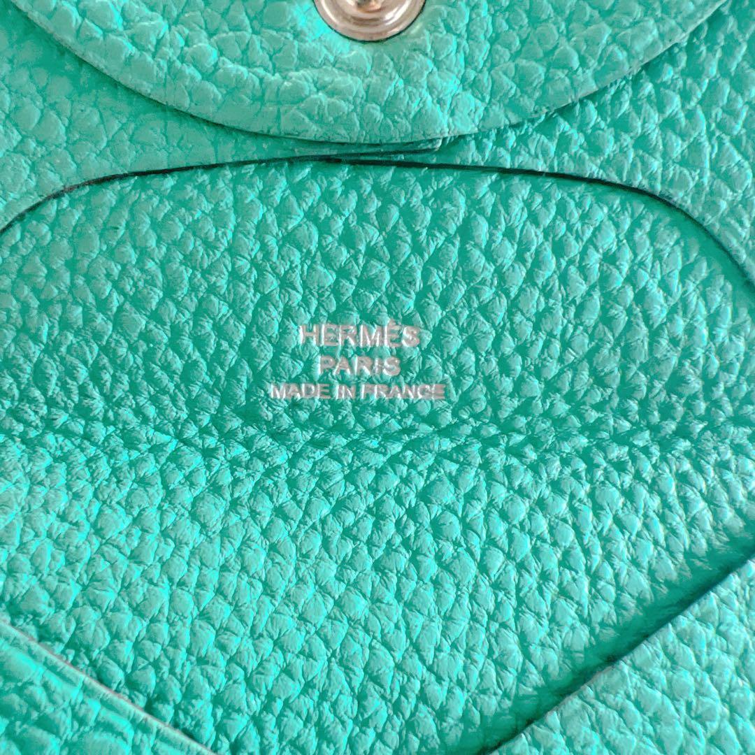 エルメス ケース バスティア グリーン ミント 美品 レザー Ｋ刻印