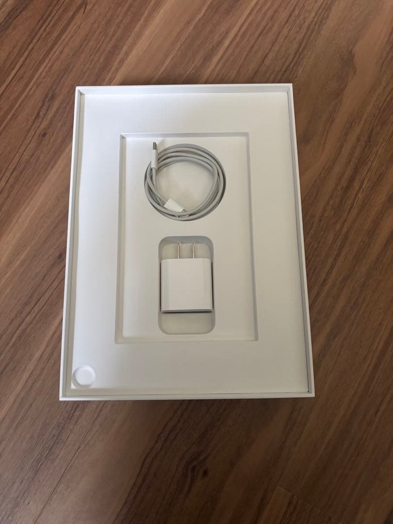 Apple iPad Air 4スペースグレー 本体