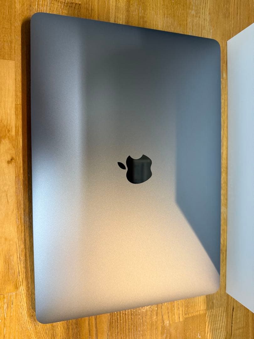 Macbook Air M1 256GB バッテリー95%