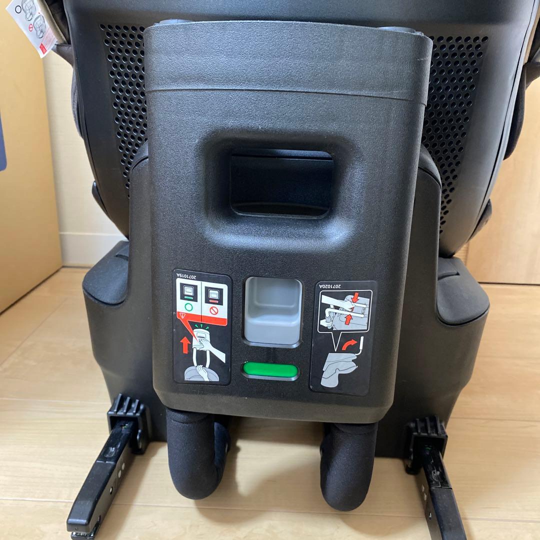 値下げ中！エールベベ 回転型チャイルドシート クルット4i グランス⭐︎