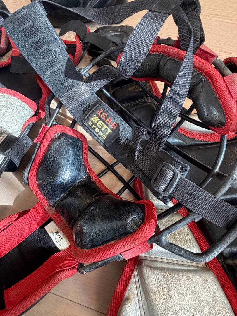 少年軟式ゼット　キャッチャー防具一式プロテクターレガース　マスクアンダーアーマー