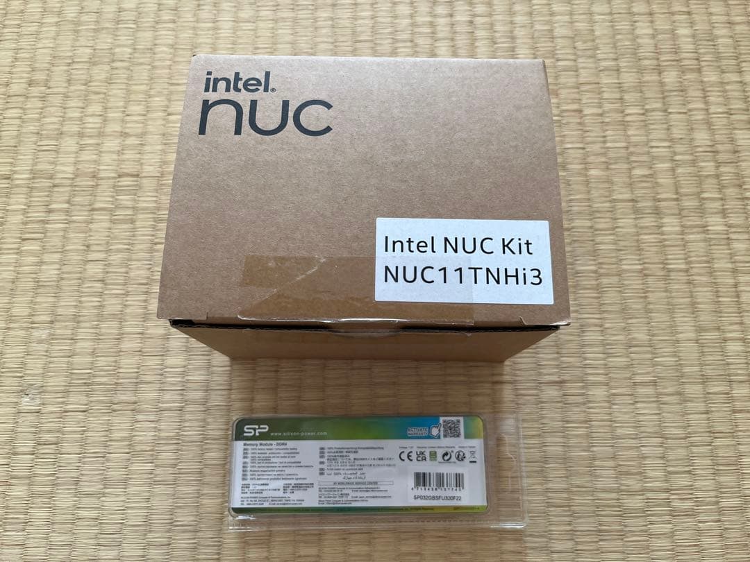Core i3 搭載Intel NUC + 16GBx2メモリ のセット