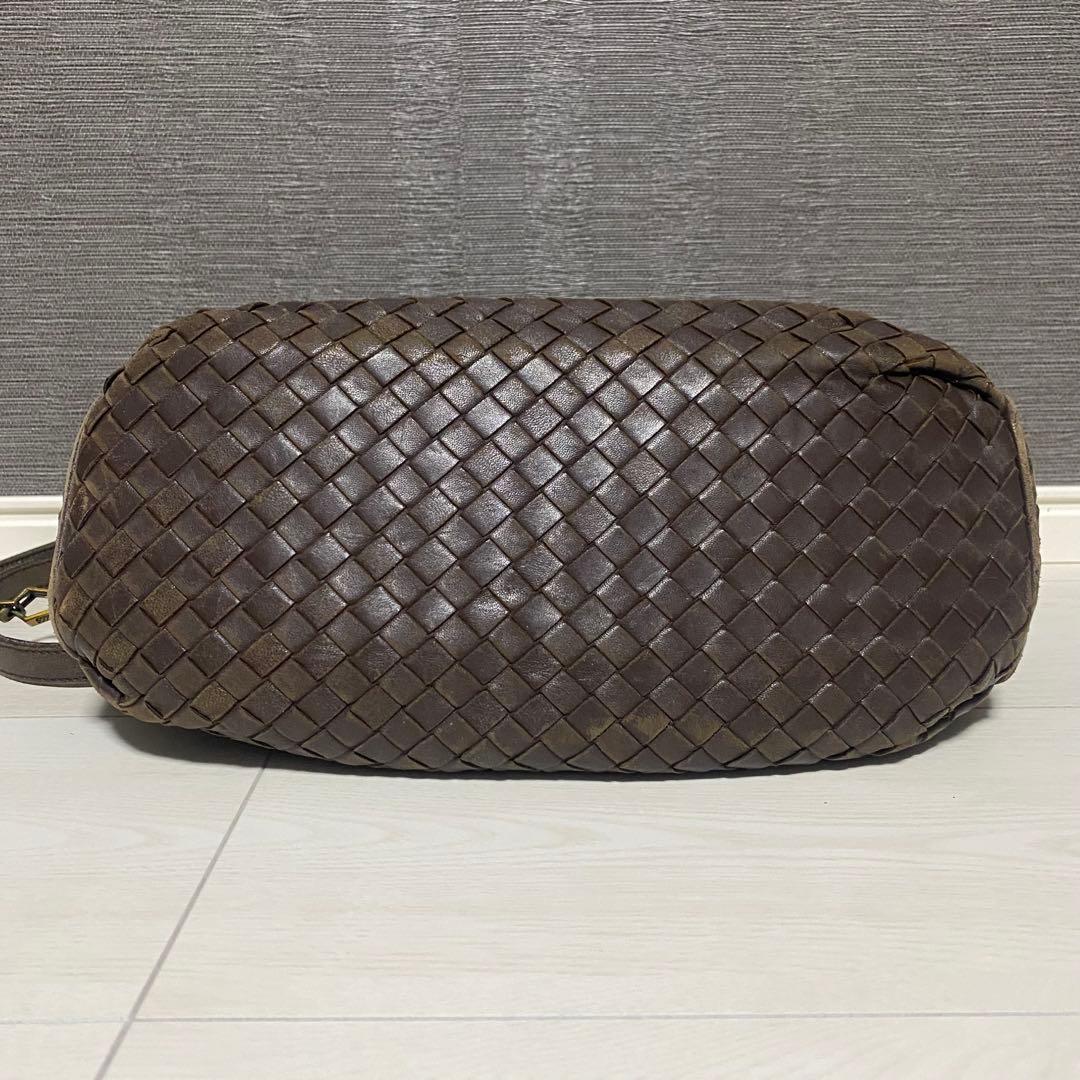 BOTTEGA VENETA イントレチャート ショルダーバッグ レザー