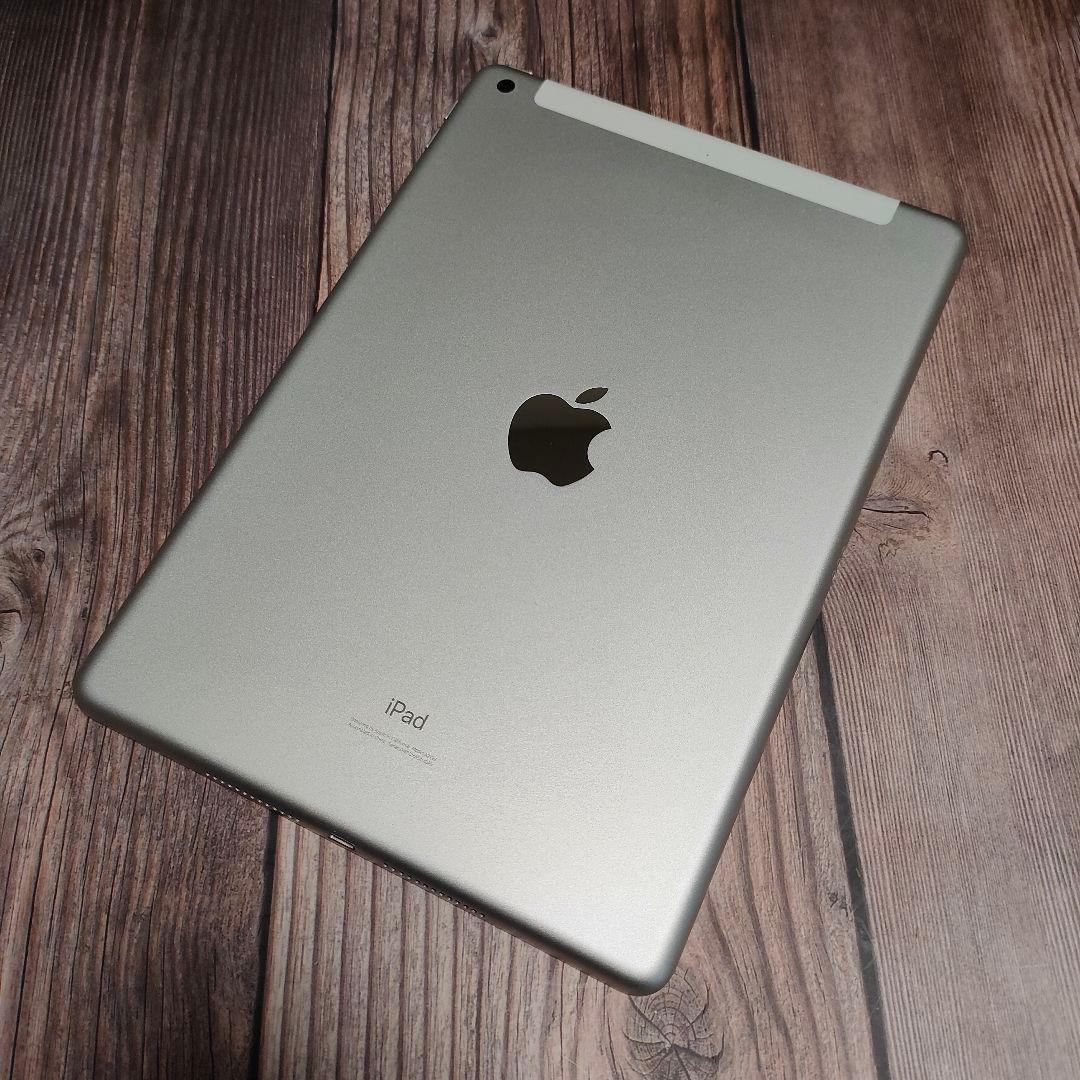 apple iPad 第7世代 32GB SIMフリー シルバー 美品