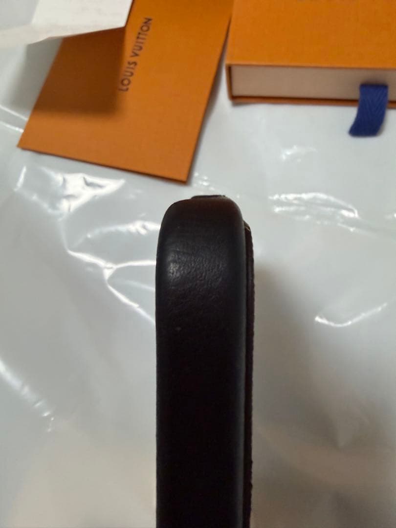 LOUIS VUITTON M82889 iPhone 15 Proケース