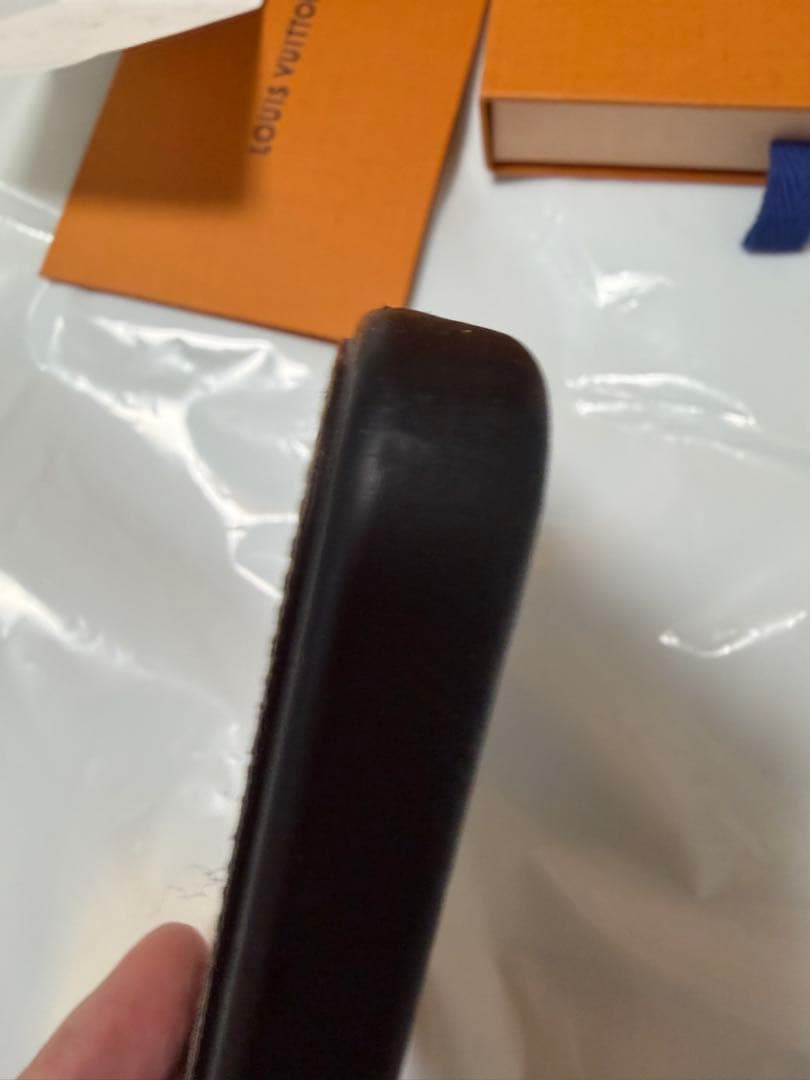 LOUIS VUITTON M82889 iPhone 15 Proケース