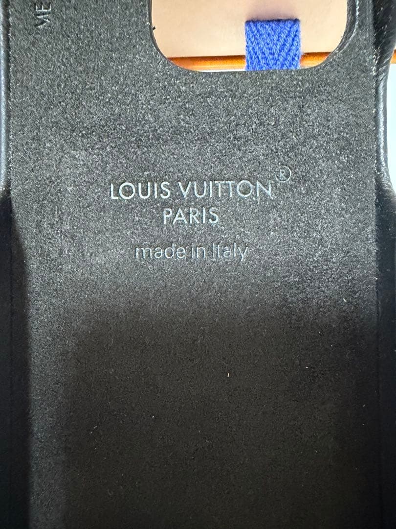 LOUIS VUITTON M82889 iPhone 15 Proケース
