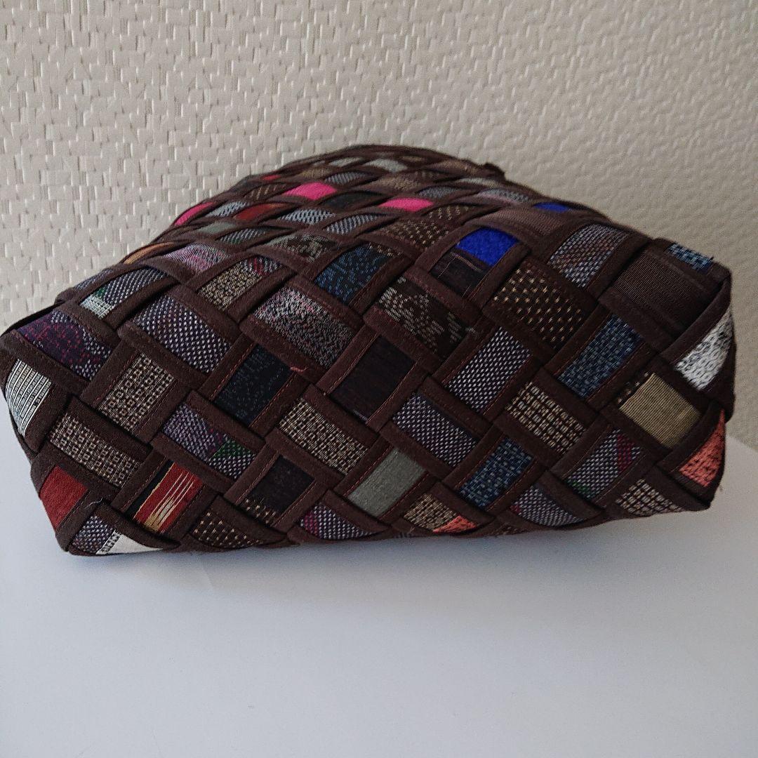 多彩な色合いの紬 着物リメイク トートバッグ ハンドメイド 編み込みデザイン