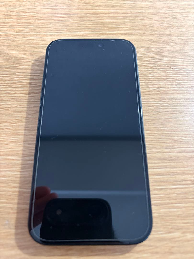 (美品)iPhone15 ブラック 本体(ケース付)