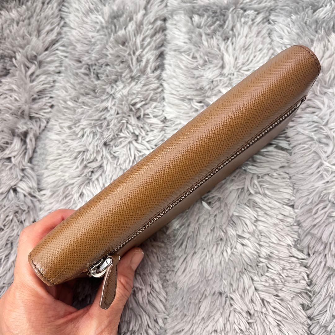 美品✨PRADA サフィアーノ　シルバー金具ロゴ　長財布　コーヒーブラウン