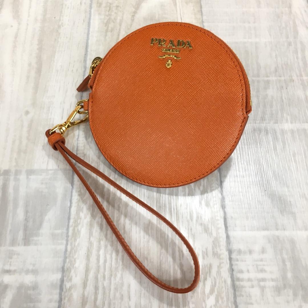 PRADA サフィアーノ ケース●オレンジ ラウンド 丸型 1M1443