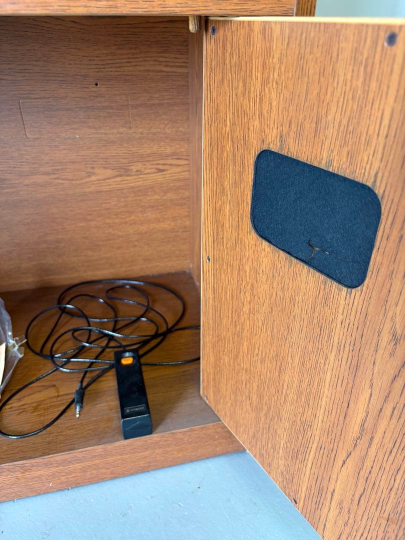 美品HITACHI C18-238E ブラウン管テレビ 木目調 ジャンク品