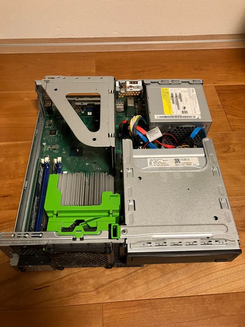 【ジャンク品・部品取り推奨】FUJITSU ESPRIMO D588/TX