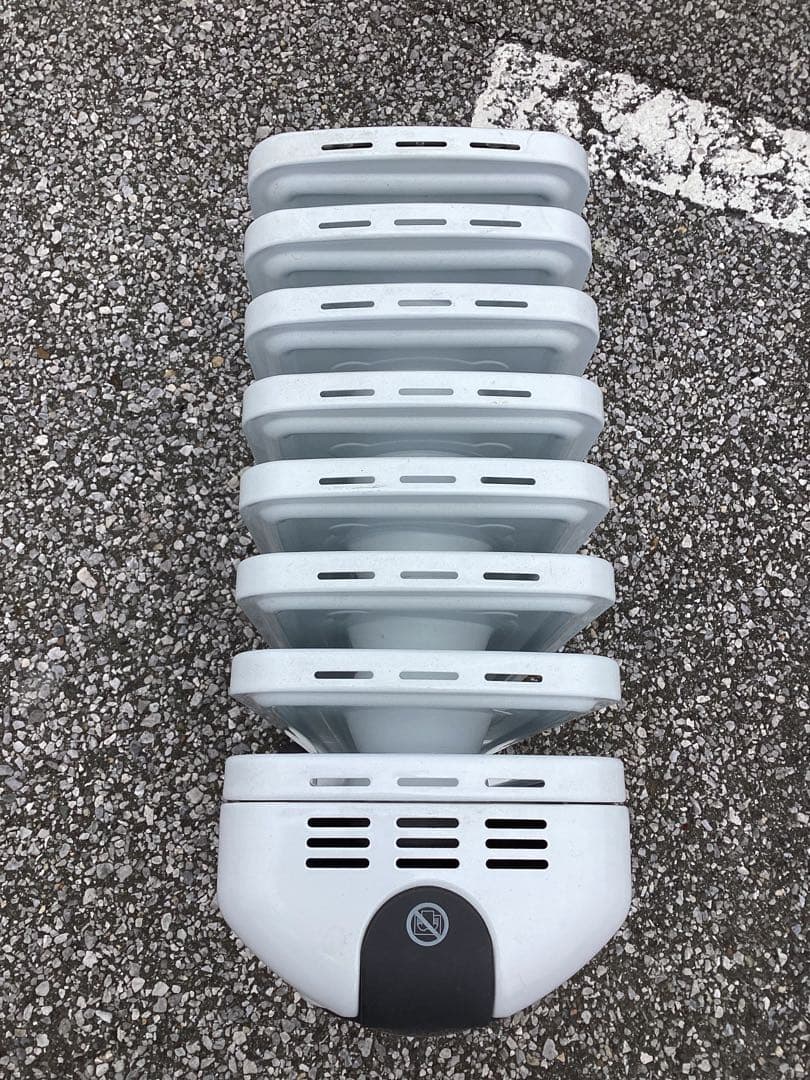 DeLonghi デロンギ　RHJ35M0812　オイルヒーター ホワイト