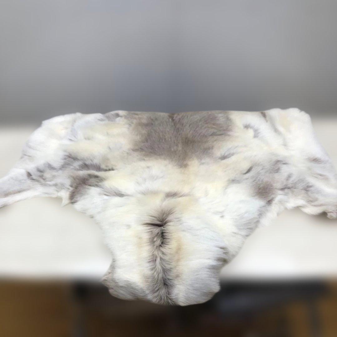 送料無料 POKKA トナカイ ムートン 天然本革 高級毛皮 251113