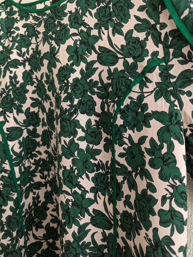 【美品】MSGM ジップ袖　花柄グリーン　モードブラウス　イタリア