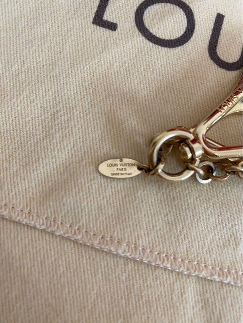 ルイヴィトン モノグラム フラワー ポルトクレ パズル チャーム