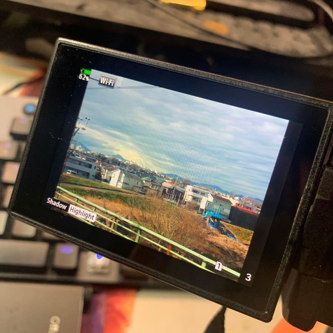 デジタルカメラ OLYMPUS OM-D E-M1 mark2