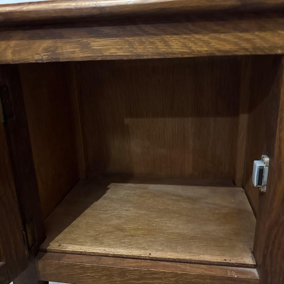 年末年始saleヴィンテージ　木製サイドテーブル　扉収納付き