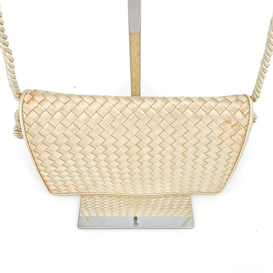 【美品】ボッテガヴェネタ ショルダーバッグ タッセル サテン