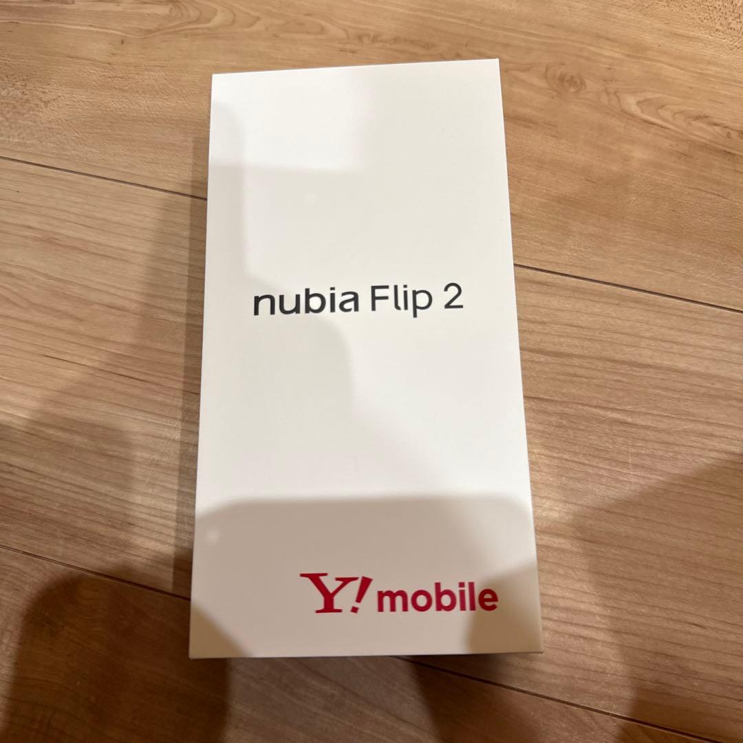【新品未使用】nubia Flip 2 A404ZT ホワイト