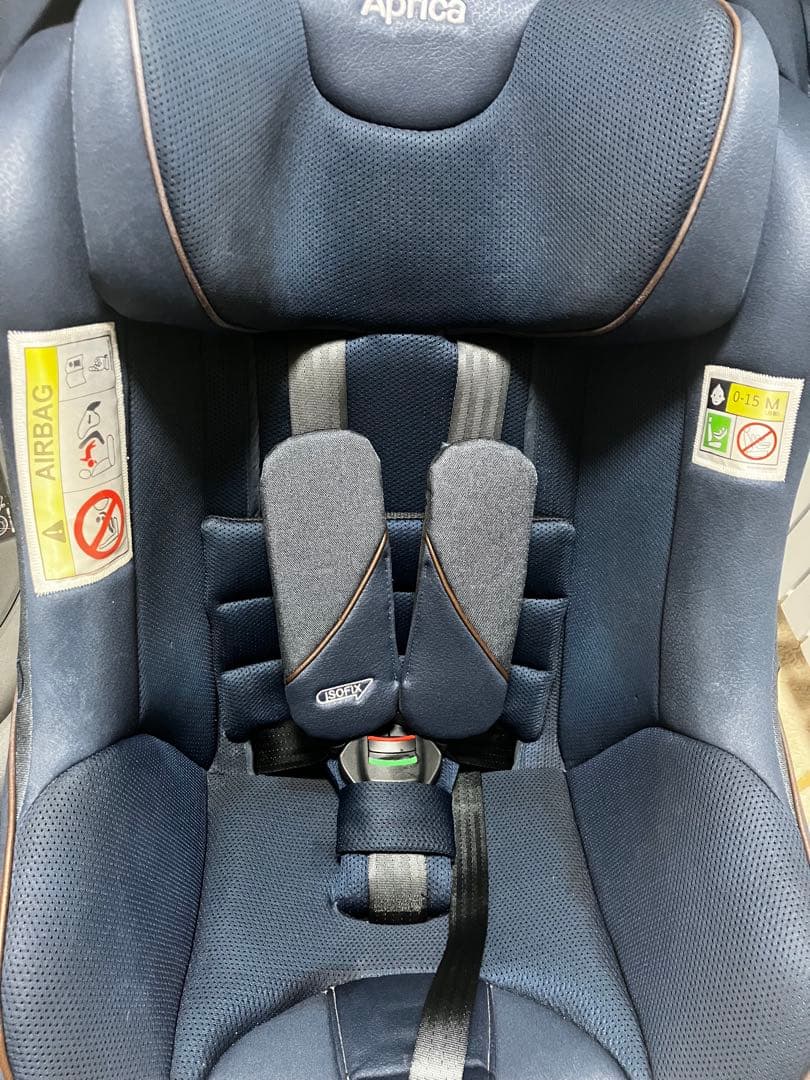 ✨アップリカ✨ 回転式チャイルドシート クルリラビッテエックス ネイビー