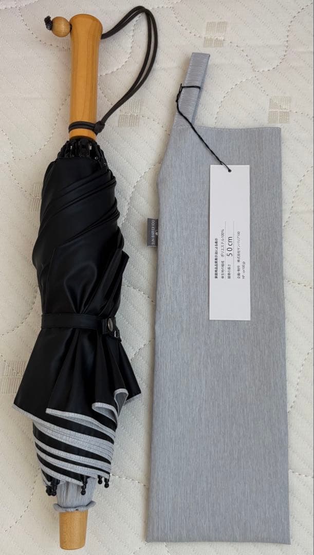 サンバリア100 折りたたみ傘　2段折　グレー　moku 美品　日傘