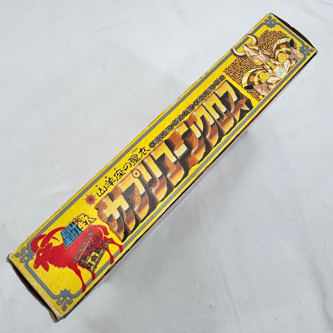 バンダイ聖闘士星矢 聖衣大系 カプリコーンクロス シュラ 山羊座の聖衣 黄金聖衣