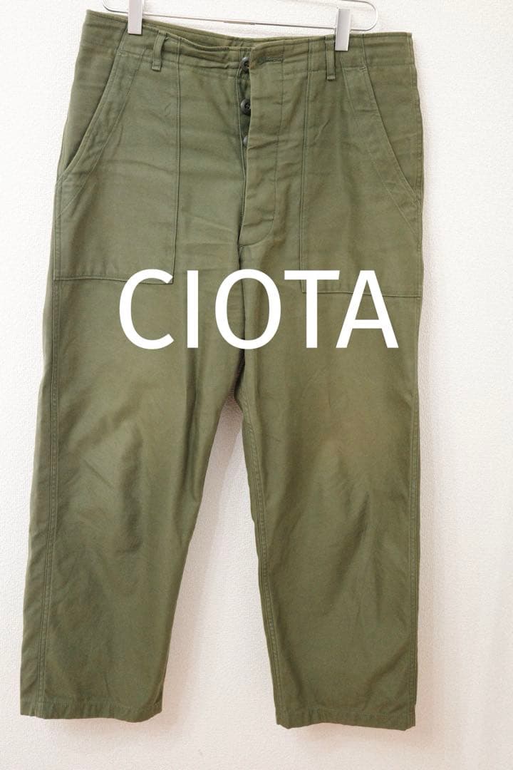 CIOTA シオタ スビンコットンバックサテンベイカーパンツ