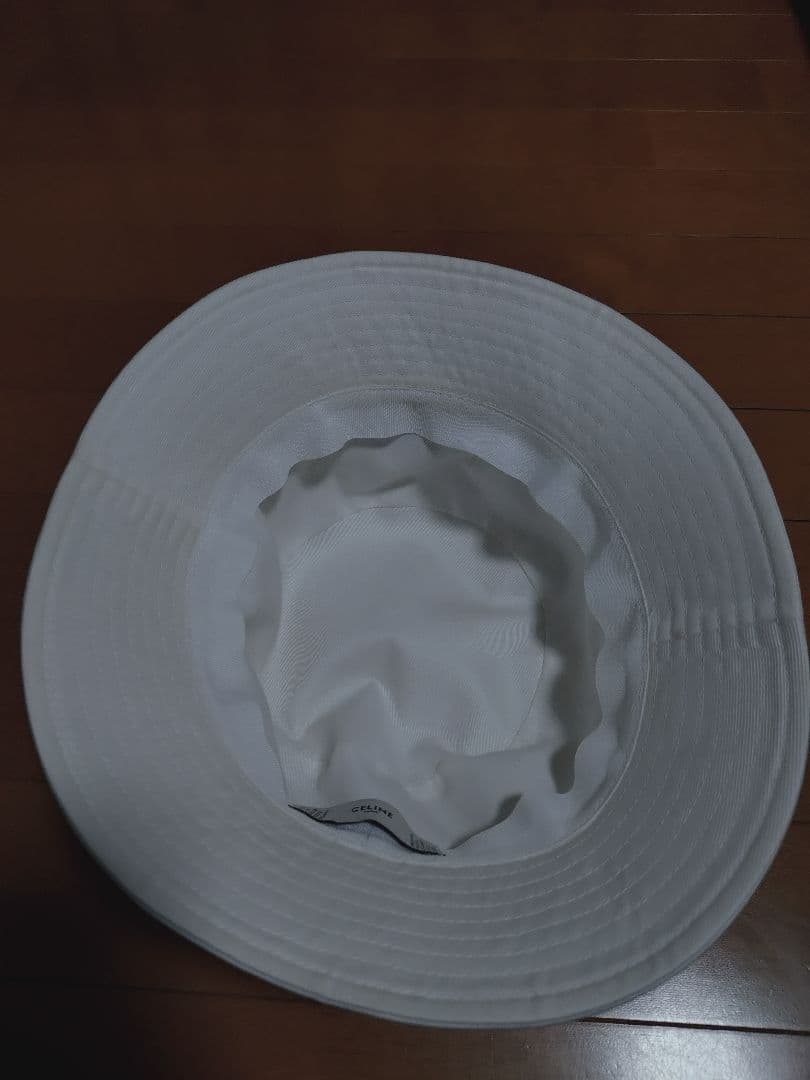 セリーヌ　バケハ　白　58