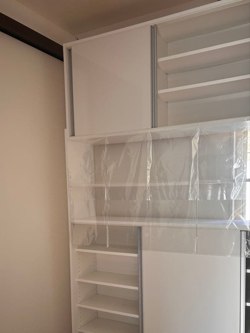 ホワイト収納キャビネット 高さ約235cm