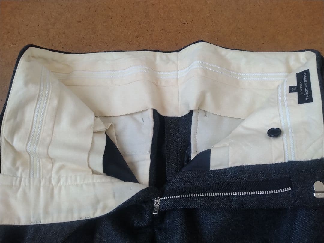 【コムデギャルソン・オムプリュス】パンツ／XSサイズ