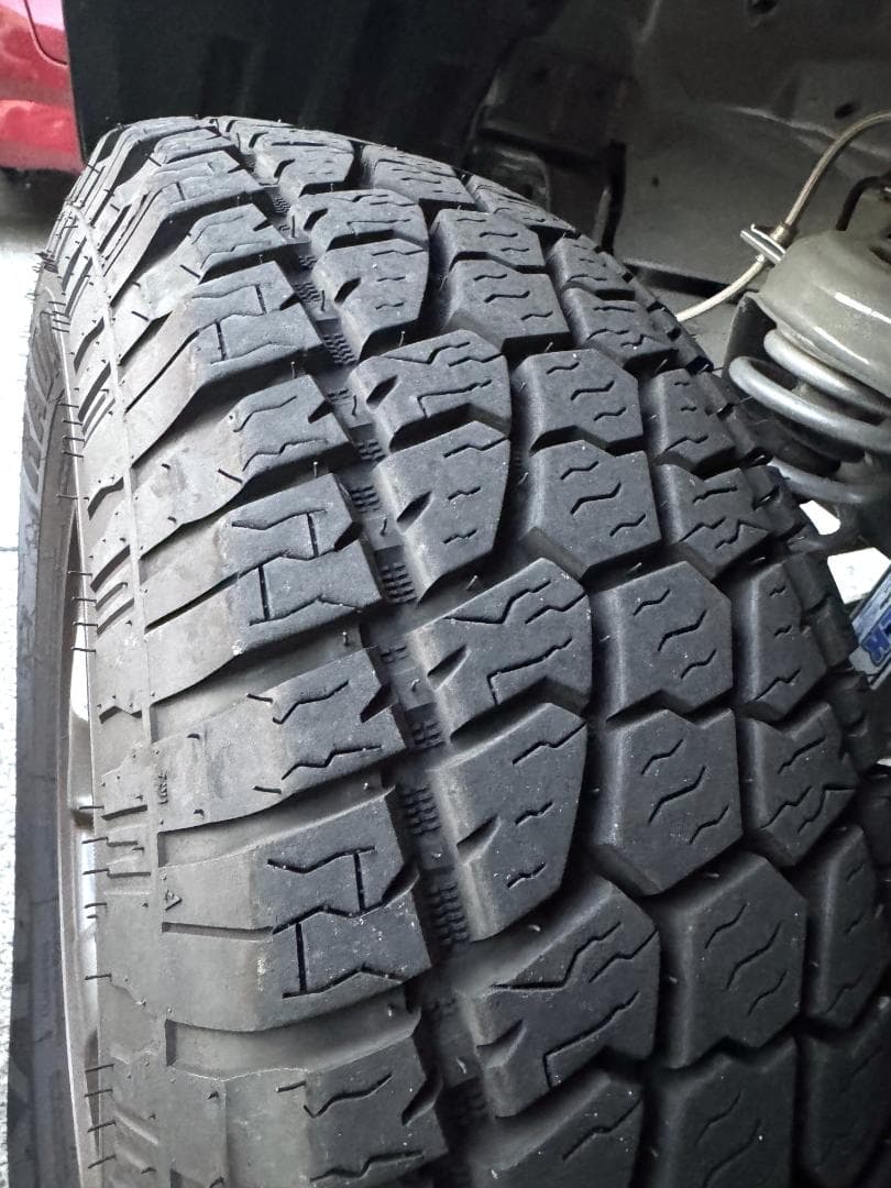 【毎日値引】ジムニーシエラ大径タイヤホイール4本235/75 R15 走浅 愛知