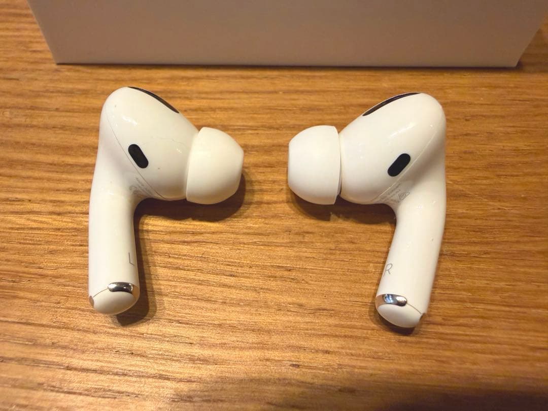 AirPods Pro 第一世代（おまけイヤーチップあり）