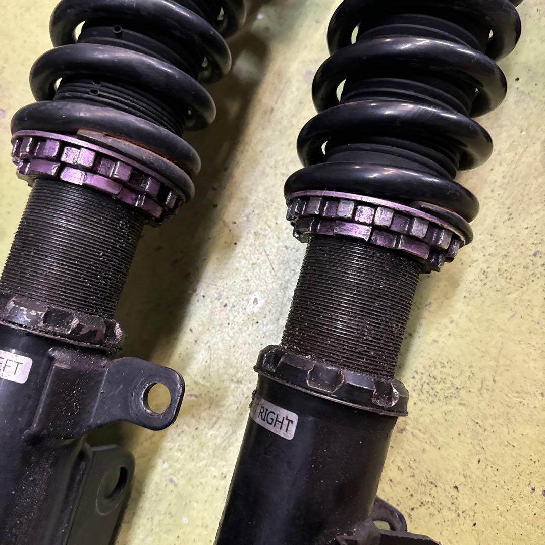 30プリウス車高調