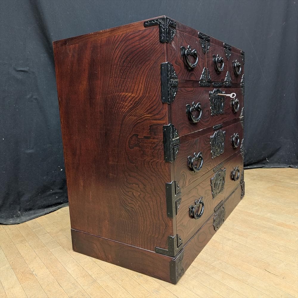 岩谷堂箪笥　欅　ケヤキ　整理箪笥　タンス　たんす　チェスト　引き出し　収納　民藝