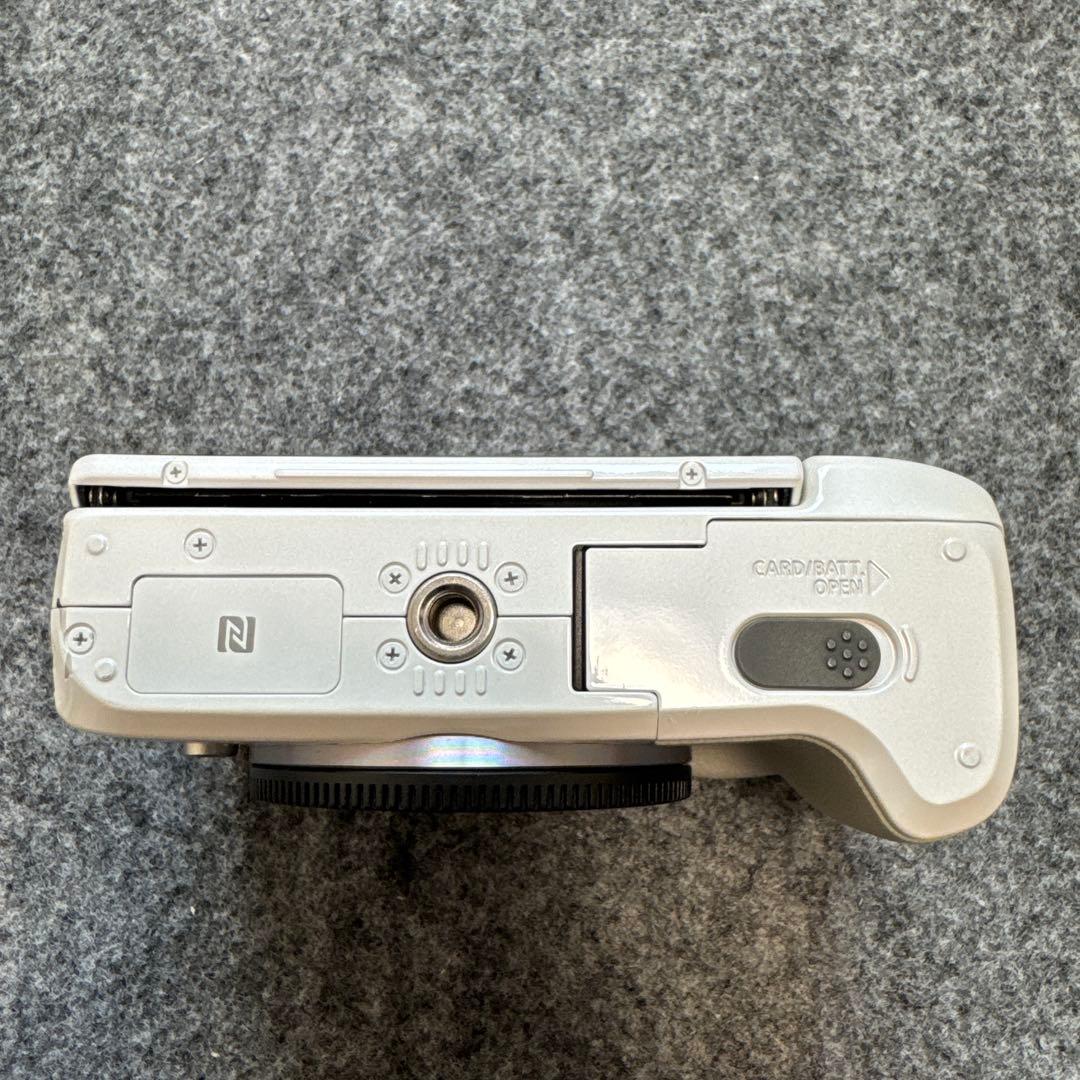 ハチハチ Canon EOS M3 ミラーレス一眼 ホワイト