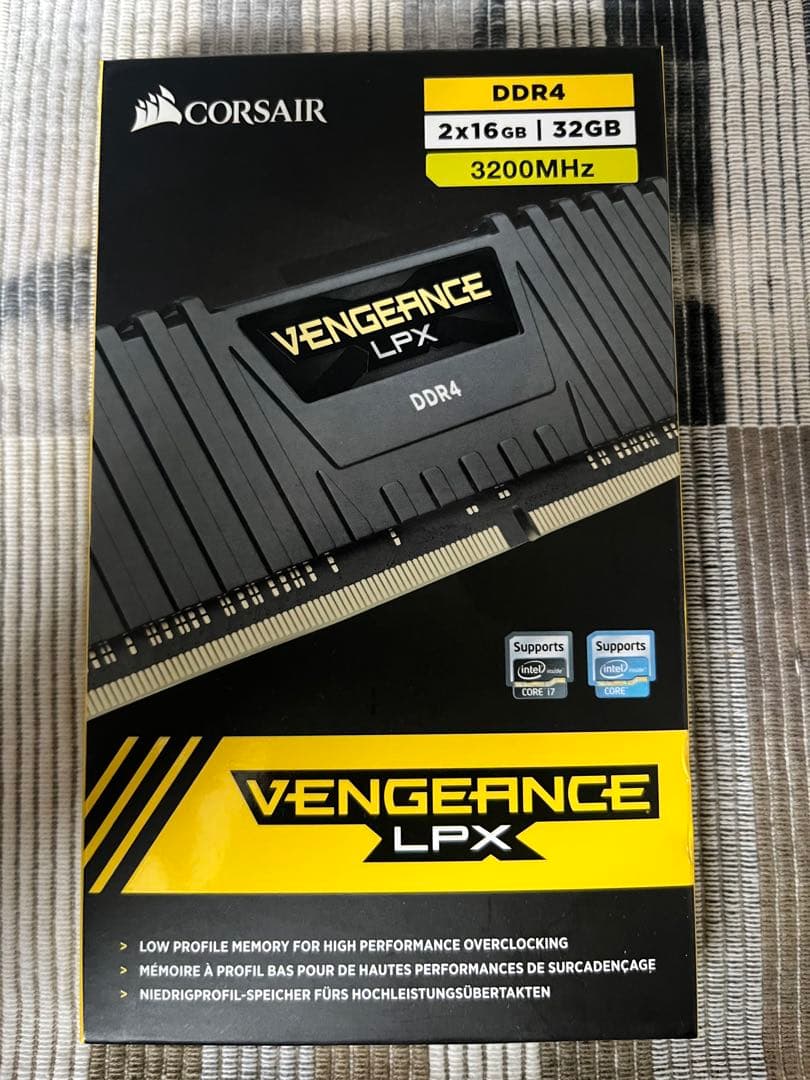 corsair DDR4 16gb×2 3200MHz