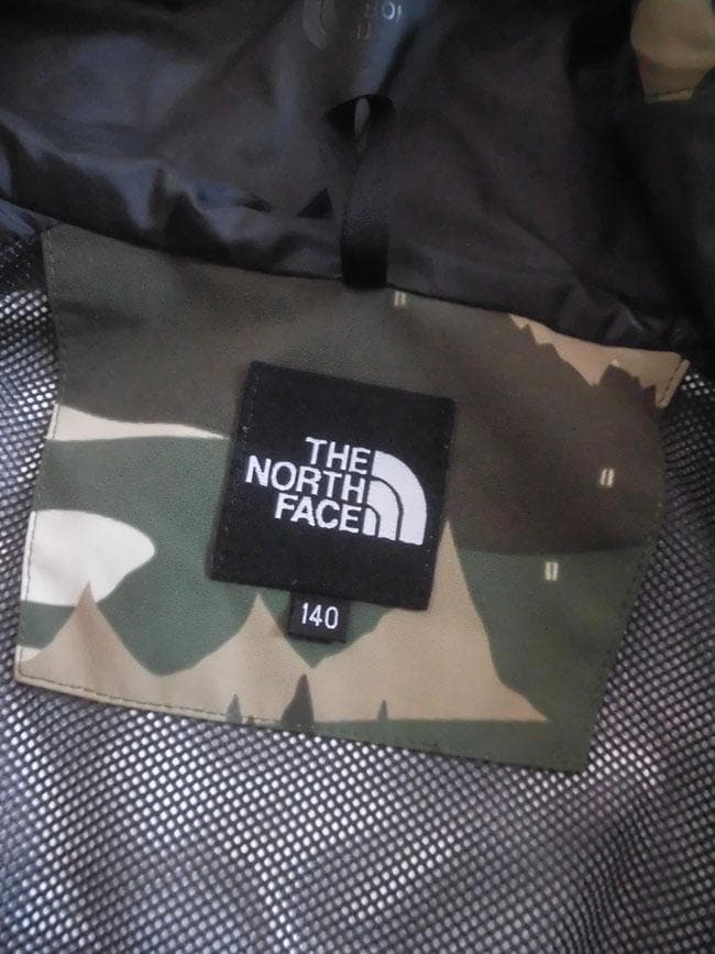 美品 ノースフェイス ノベルティースクープ スキーウエア 上下セット 140