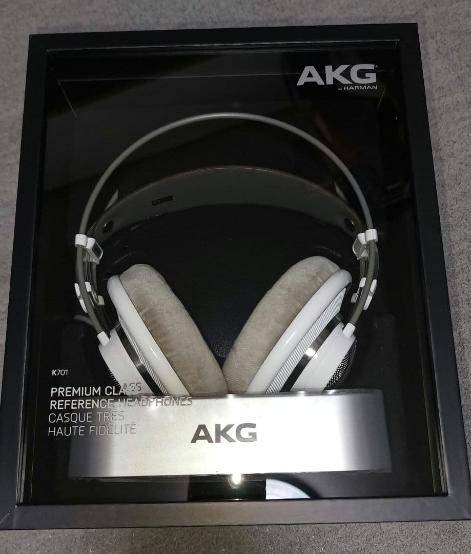 AKG K701 解放型ヘッドホン