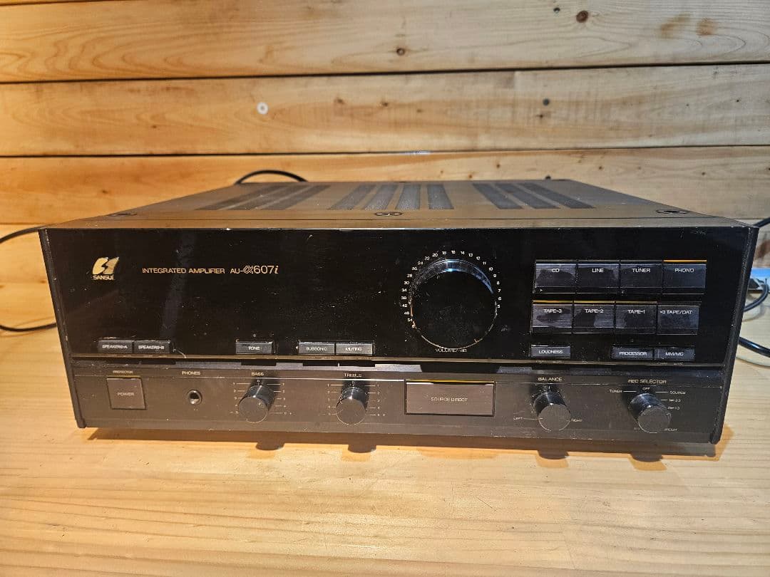 SANSUI　AU-α607i　プリメインアンプ